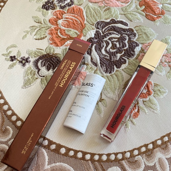 Hourglass UNREAL™ HIGH SHINE VOLUMIZING LIP GLOSS - Picture 5 of 8